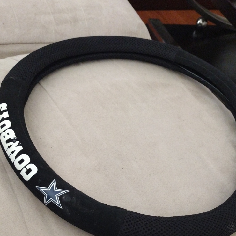 Dallas Cowboys Black Steering Wheel Cover